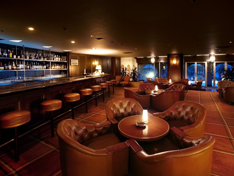 Lounge bar
