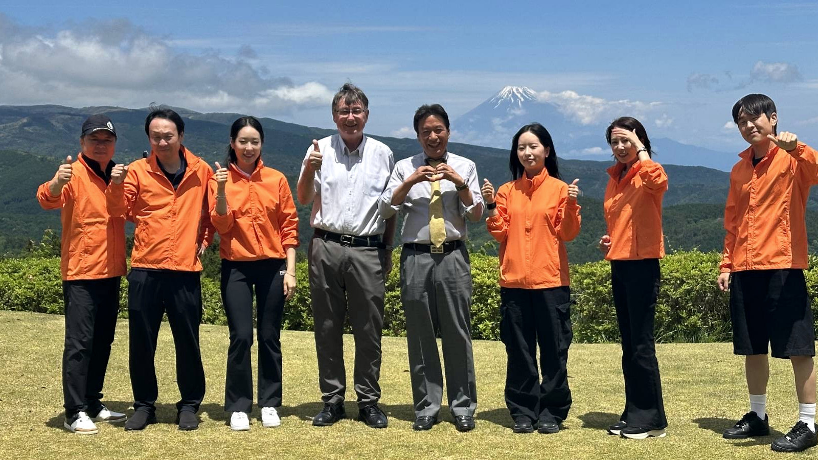 GOLFKING staff and local partners supporting the tournament and international exchange on site